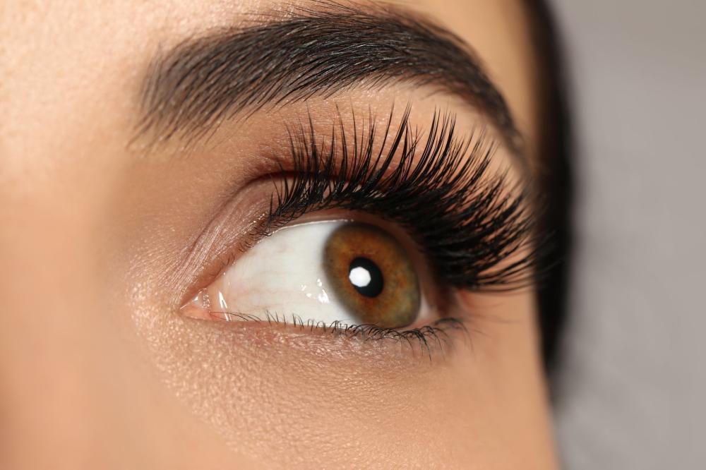 Cils volumineux